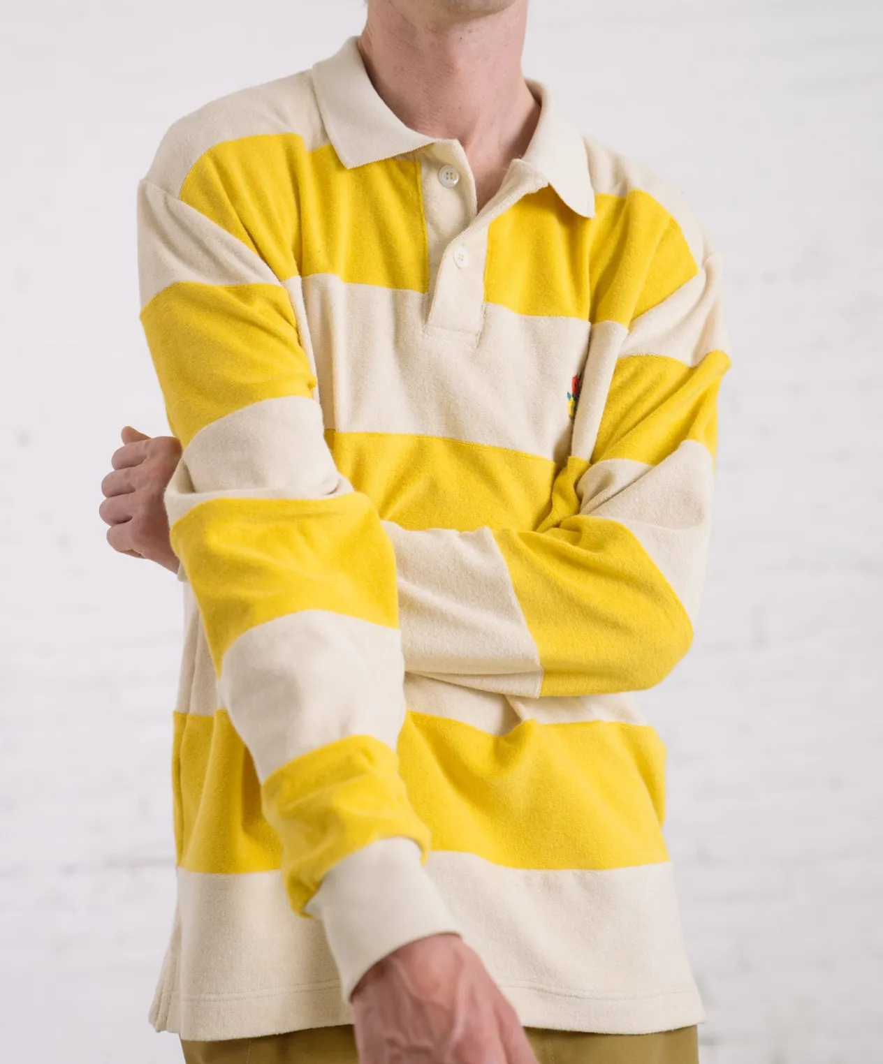 Howlin A Barrel Of Fun - Daffodil Flash Sale