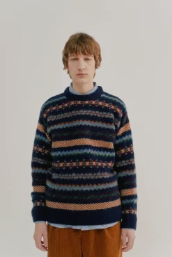Howlin A Woolen Wonder - Navy Clearance