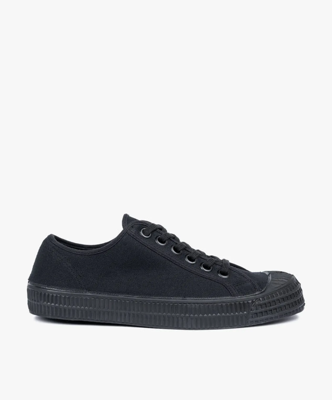 Novesta Star Master - All Black New